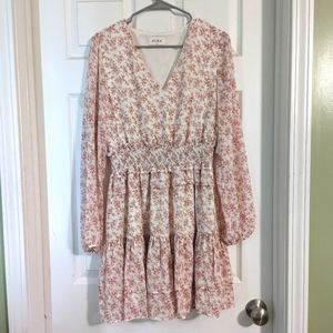 Aura by Red Dress Boutique Size Large Floral Dress